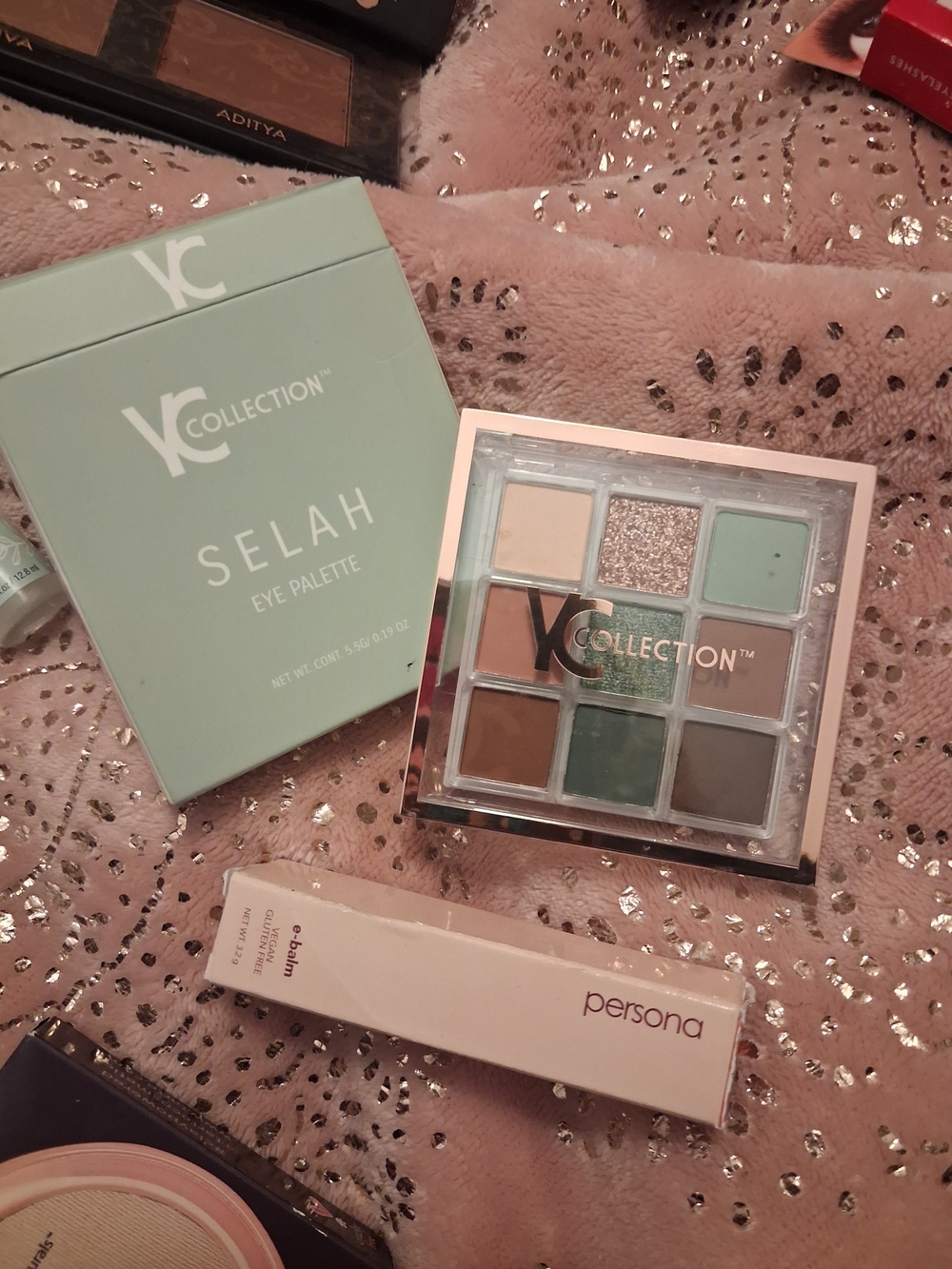 IC COLLECTION Selah Green Eyeshadow Palette